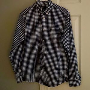 Small Men’s shirt from the GAP.